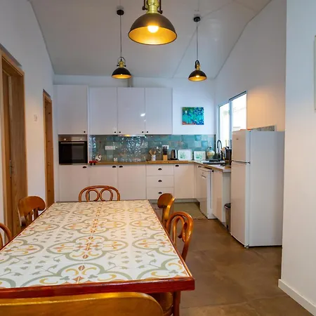 Casa Da Abelheira بيت للعطل