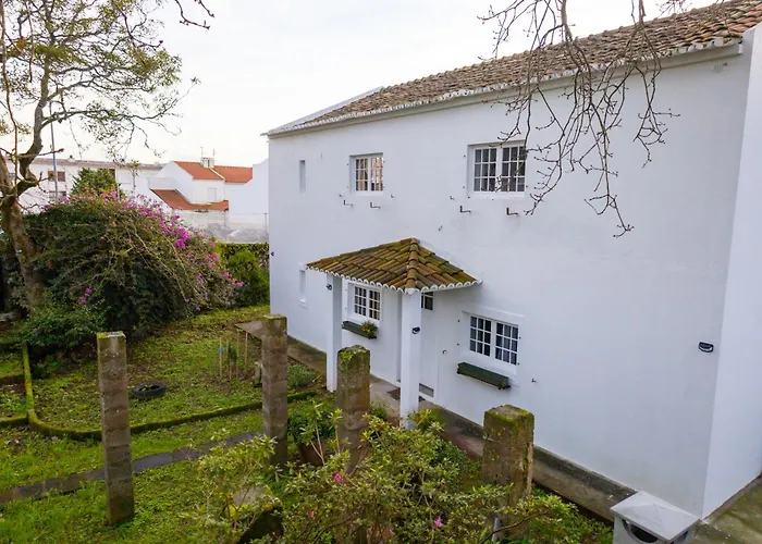 Casa Da Abelheira بيت للعطل *